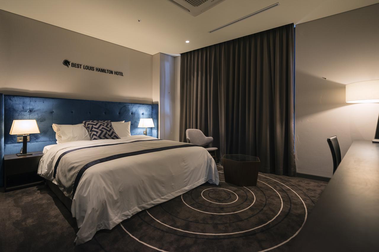 Best Louis Hamilton Hotel Чханвон Экстерьер фото