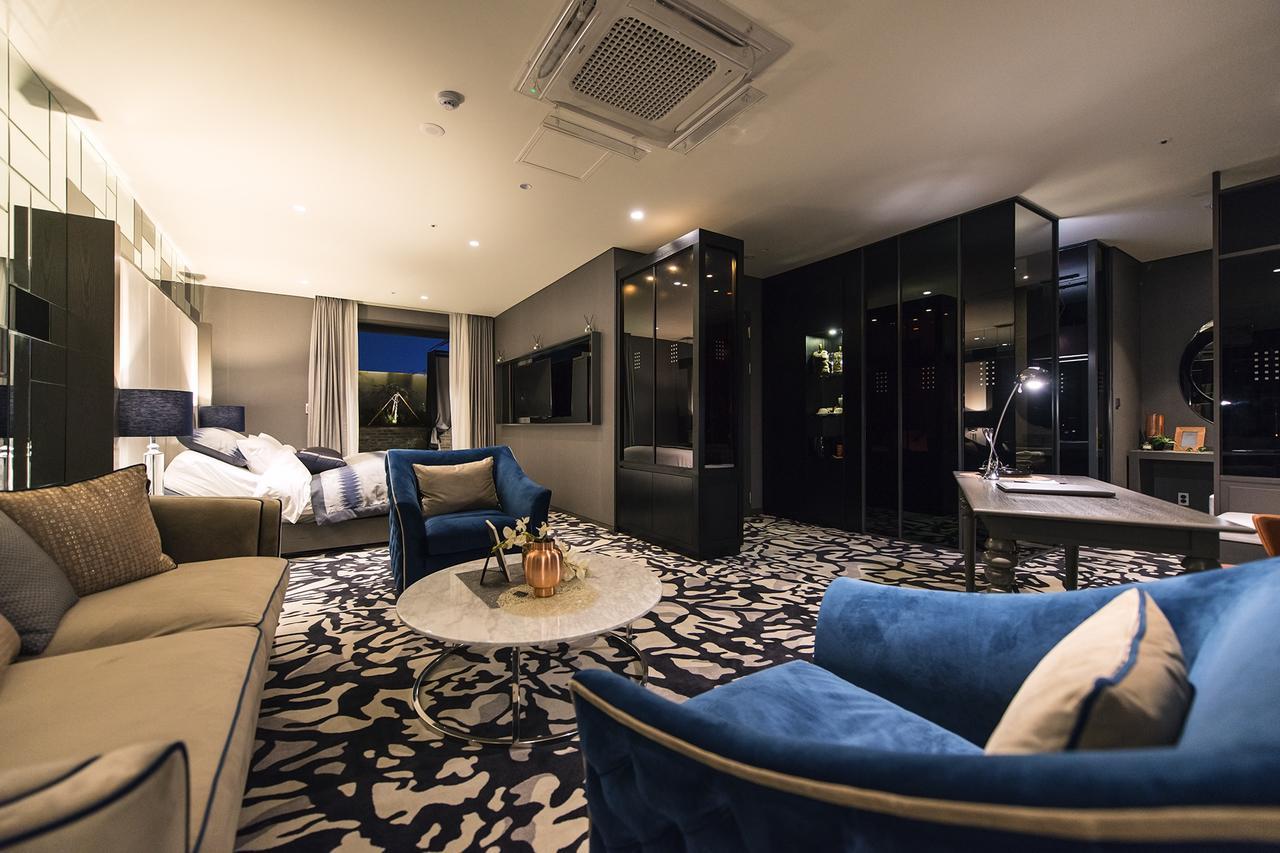 Best Louis Hamilton Hotel Чханвон Экстерьер фото