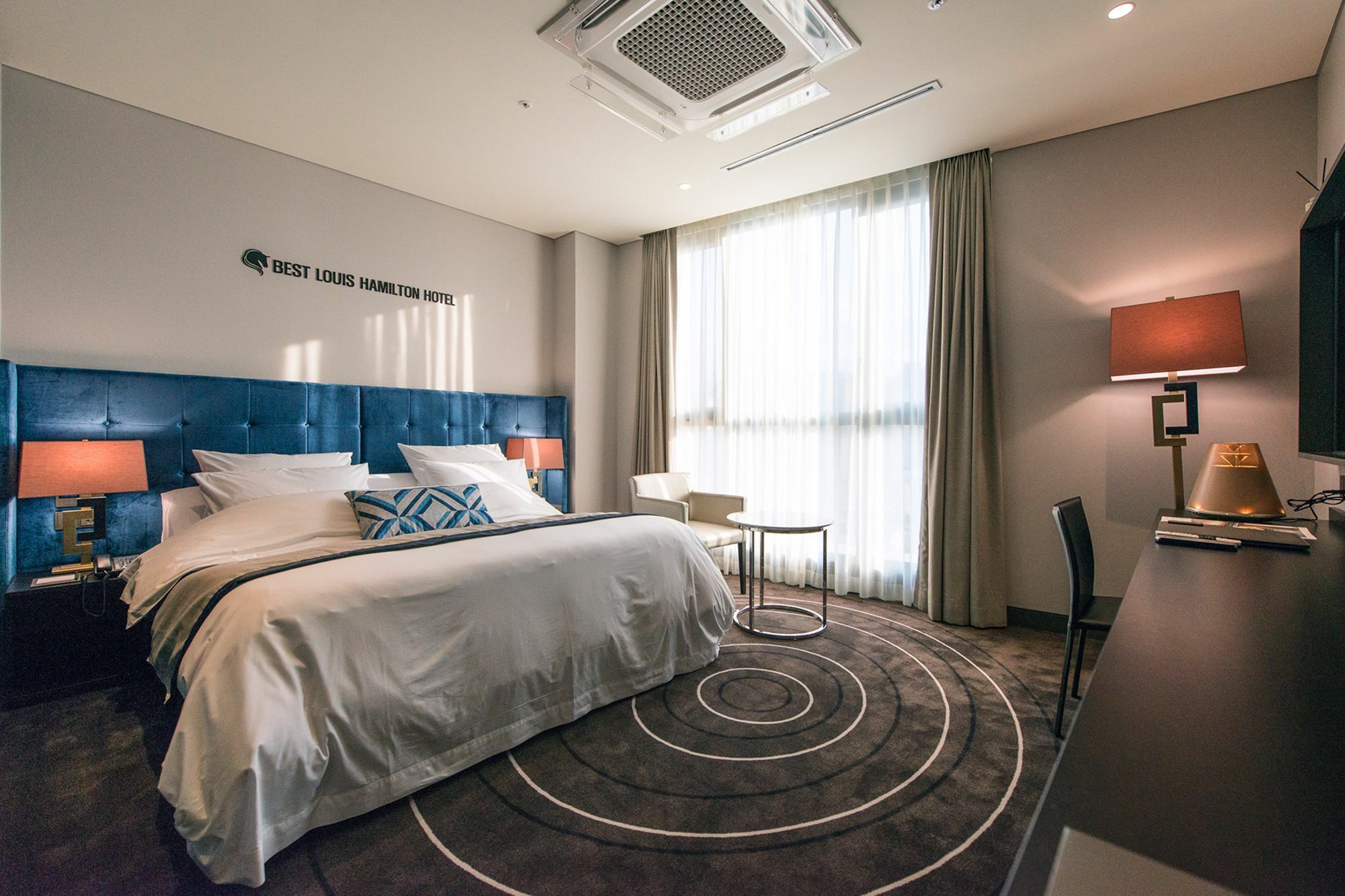 Best Louis Hamilton Hotel Чханвон Экстерьер фото