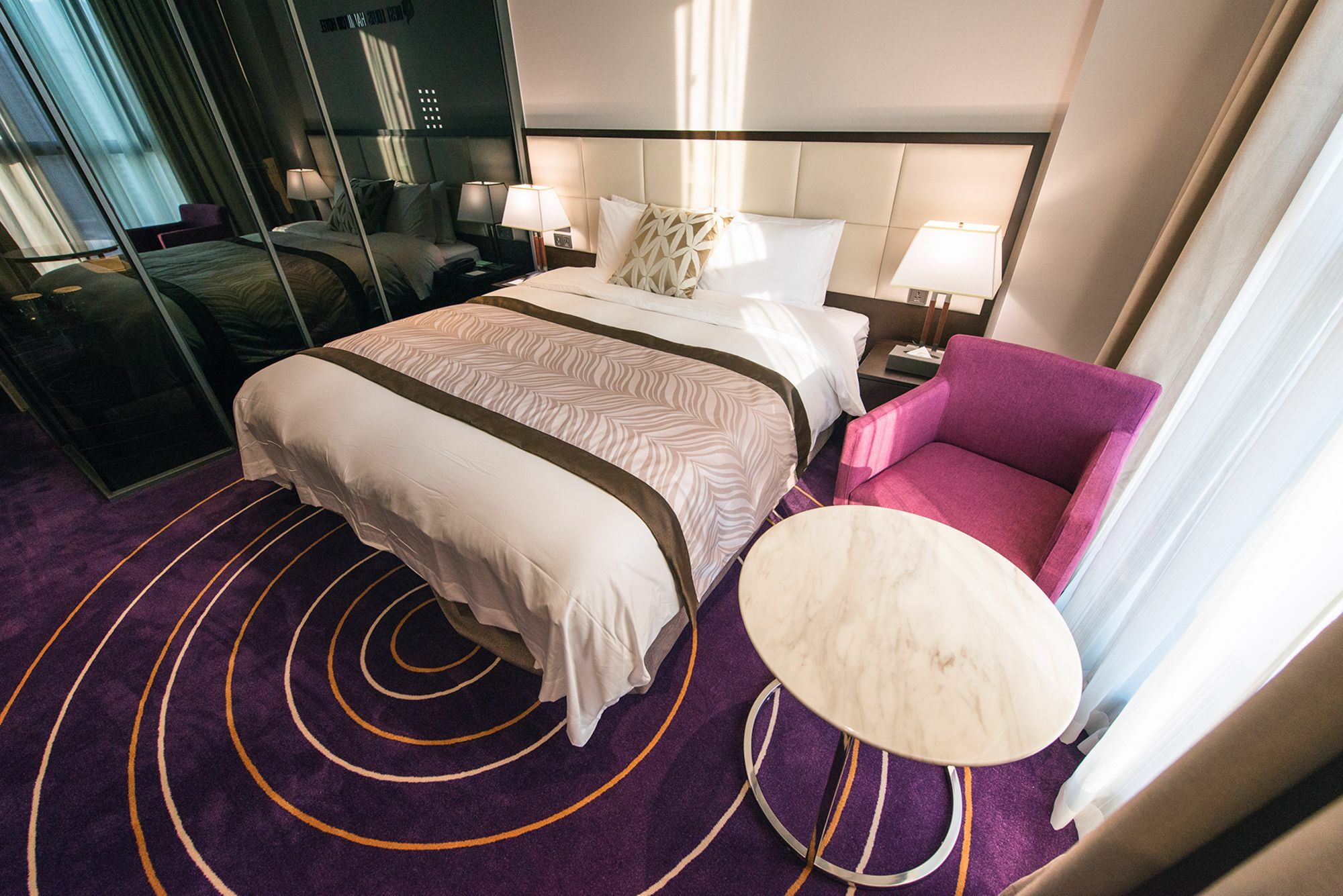Best Louis Hamilton Hotel Чханвон Экстерьер фото